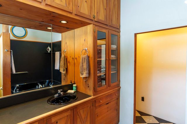 354 Grout Road, Weathersfield, VT 05151