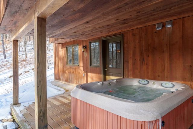 354 Grout Road, Weathersfield, VT 05151