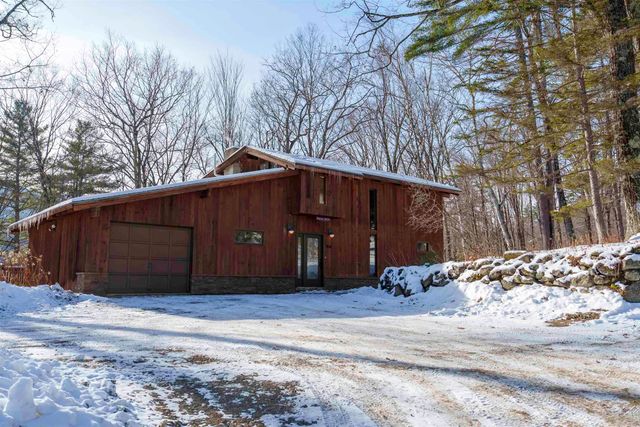 354 Grout Road, Weathersfield, VT 05151