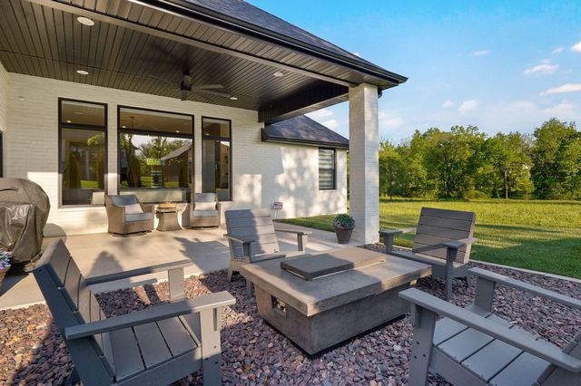 261 S Mumford Court, Springfield, MO 65802