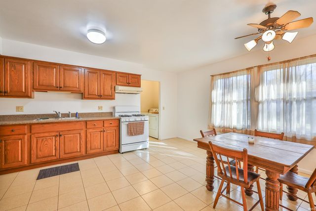 5306 Sandalwood Drive, Fort Wayne, IN 46835