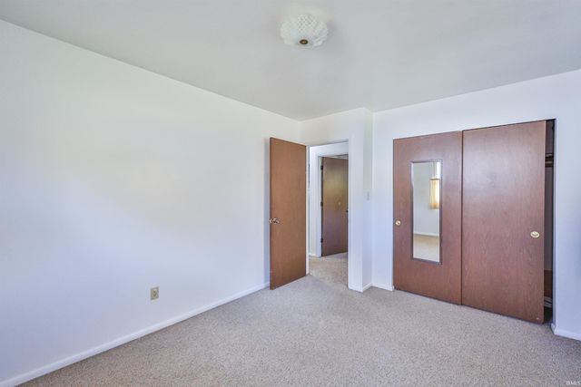 5306 Sandalwood Drive, Fort Wayne, IN 46835