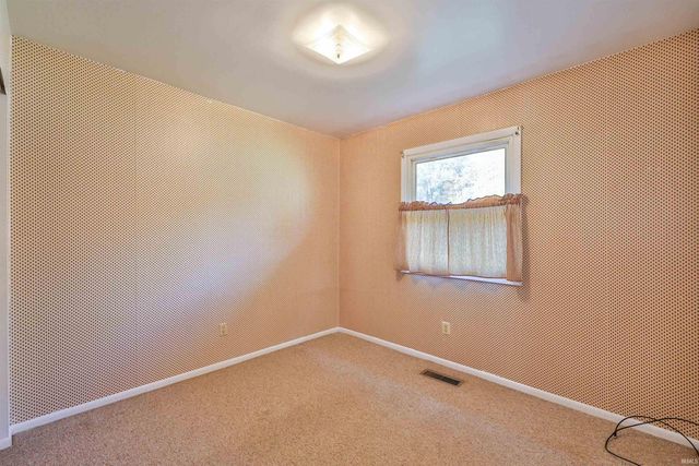 5306 Sandalwood Drive, Fort Wayne, IN 46835