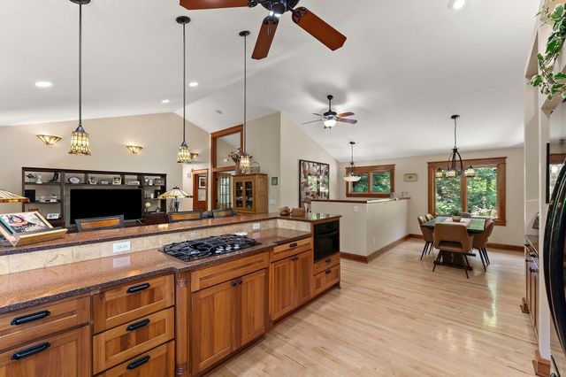 4815 120th Street W, Apple Valley, MN 55124