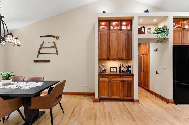 4815 120th Street W, Apple Valley, MN 55124