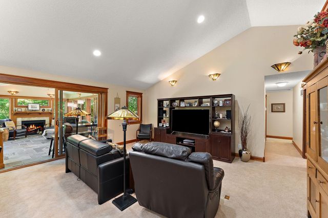 4815 120th Street W, Apple Valley, MN 55124
