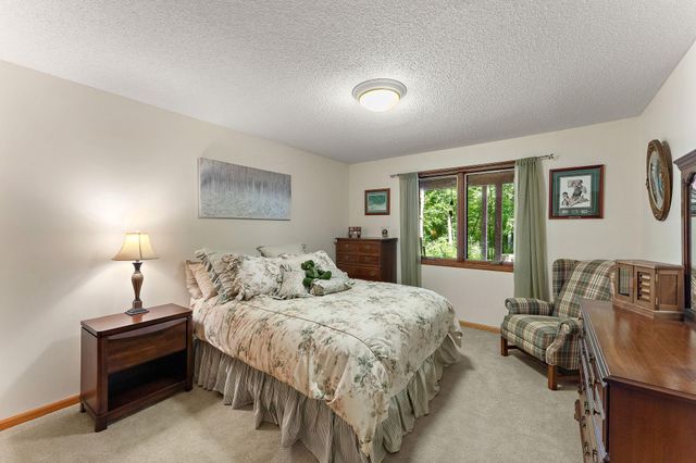 4815 120th Street W, Apple Valley, MN 55124