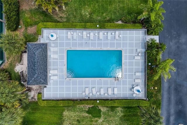 1340 Charleston Square DR 101, Naples, FL 34110