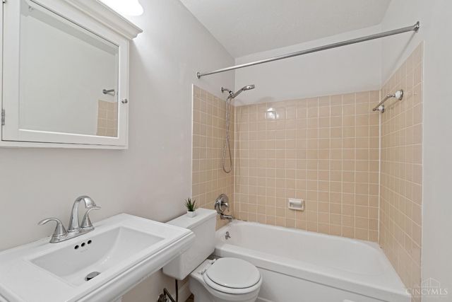 5753 Shirl Bar Circle, Miami Twp, OH 45150