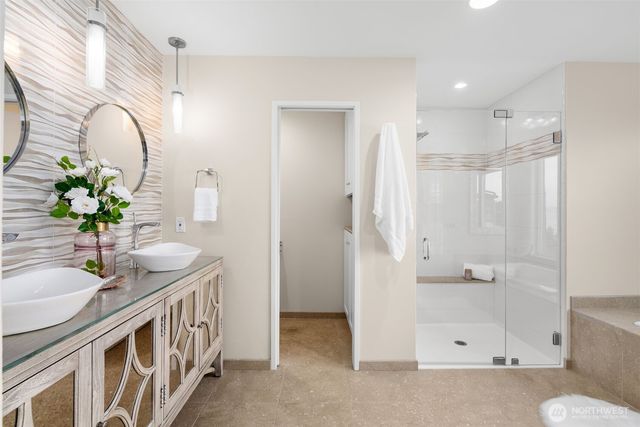 10879 Bill Point Circle NE, Bainbridge Island, WA 98110