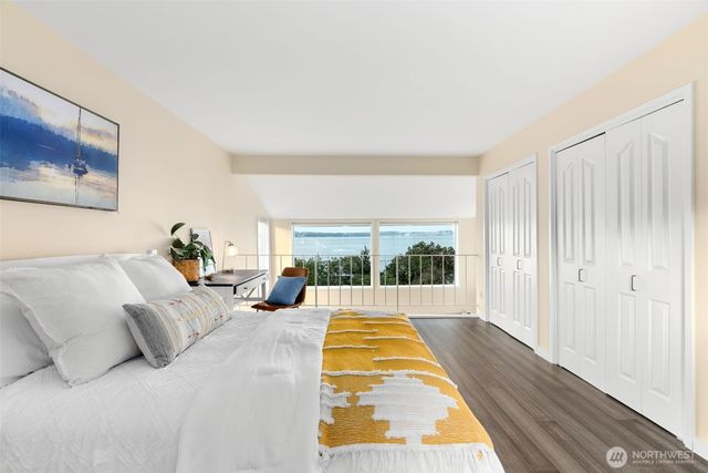 10879 Bill Point Circle NE, Bainbridge Island, WA 98110