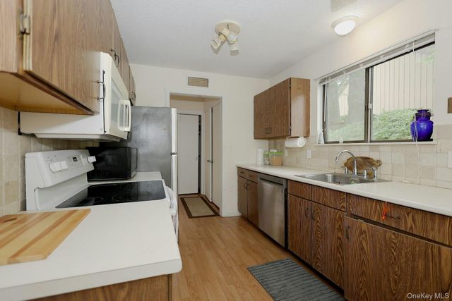 129 Heritage Hills A, Somers, NY 10589