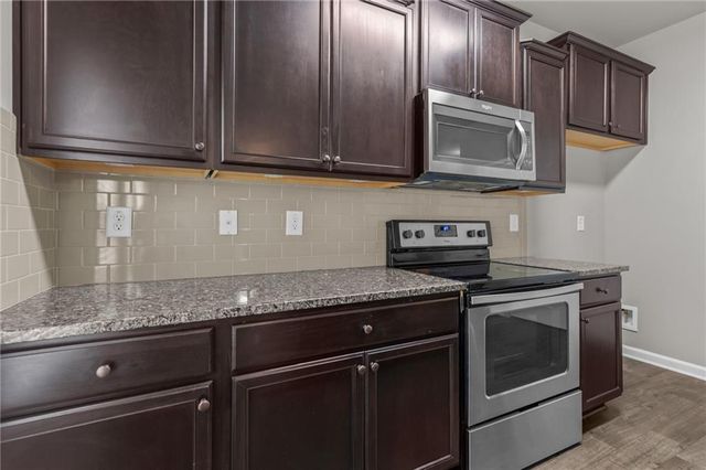 891 Walnut Woods Drive, Braselton, GA 30517