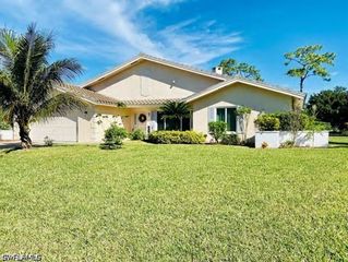 9968 Ortega LN, Bonita Springs, FL 34135
