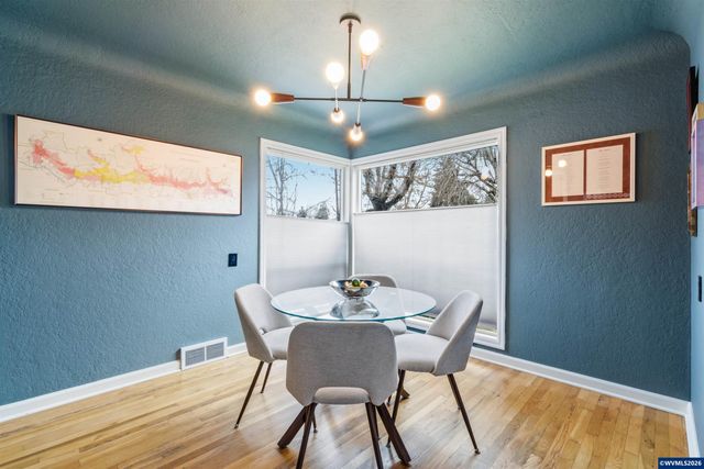 1835 24th St NE, Salem, OR 97301