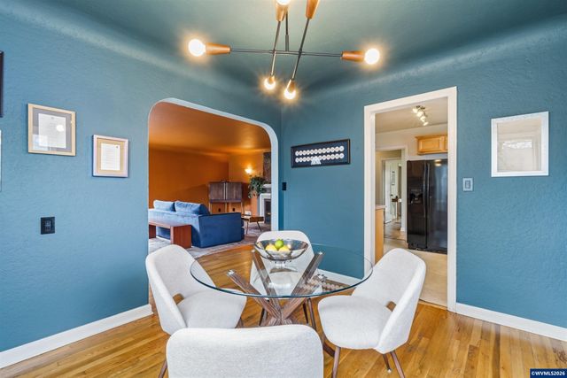 1835 24th St NE, Salem, OR 97301