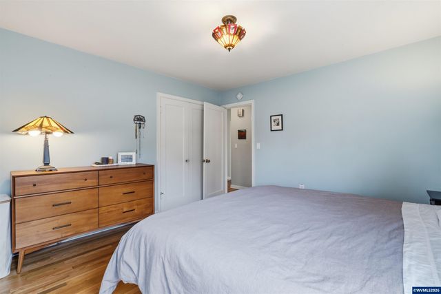 1835 24th St NE, Salem, OR 97301