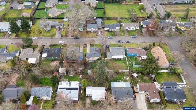 1835 24th St NE, Salem, OR 97301