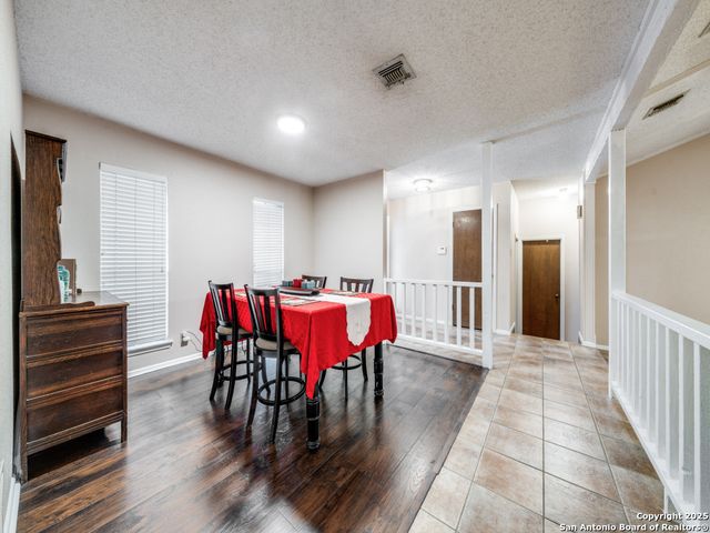 4818 Winthop, San Antonio, TX 78249