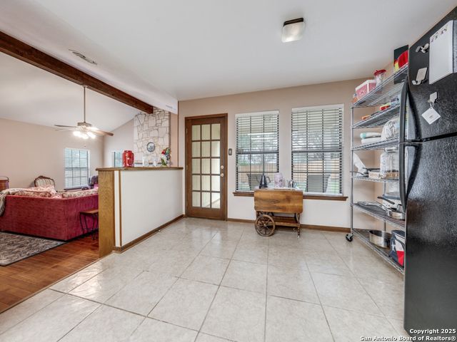 4818 Winthop, San Antonio, TX 78249