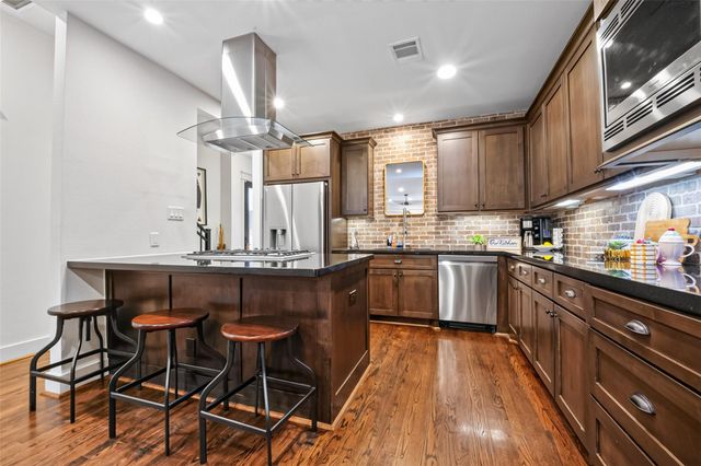 2019 Mcduffie Street, Houston, TX 77019