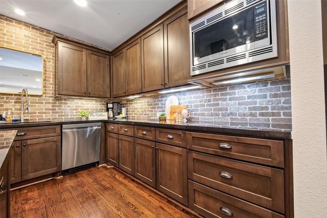 2019 Mcduffie Street, Houston, TX 77019
