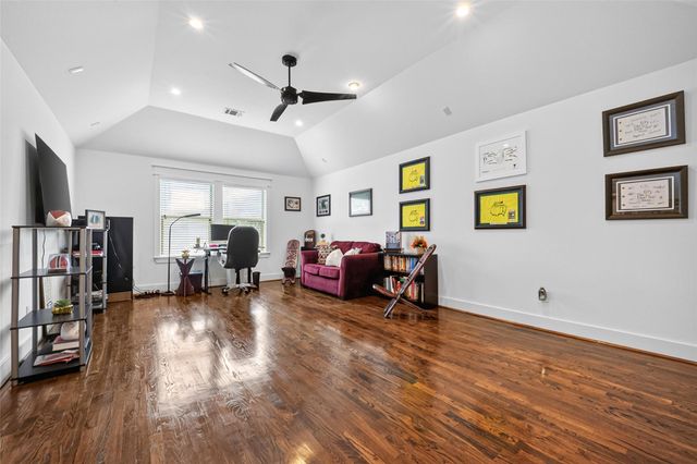 2019 Mcduffie Street, Houston, TX 77019