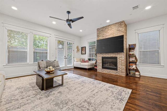 2019 Mcduffie Street, Houston, TX 77019