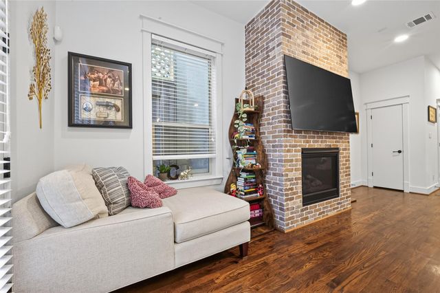 2019 Mcduffie Street, Houston, TX 77019