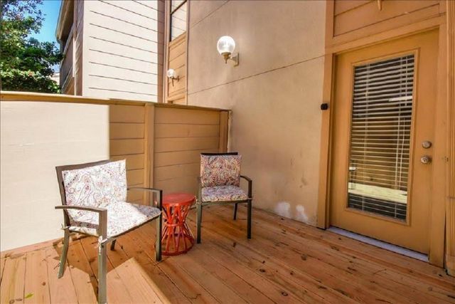 2125 Augusta Drive 63, Houston, TX 77057