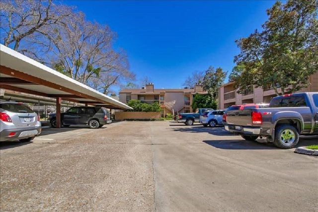 2125 Augusta Drive 63, Houston, TX 77057