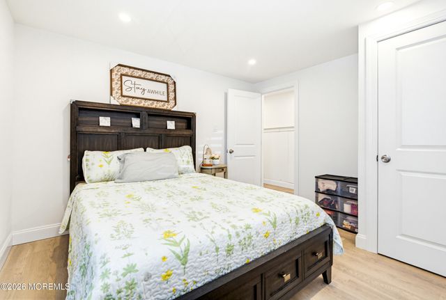 409 Predmore Avenue, Lanoka Harbor, NJ 08734