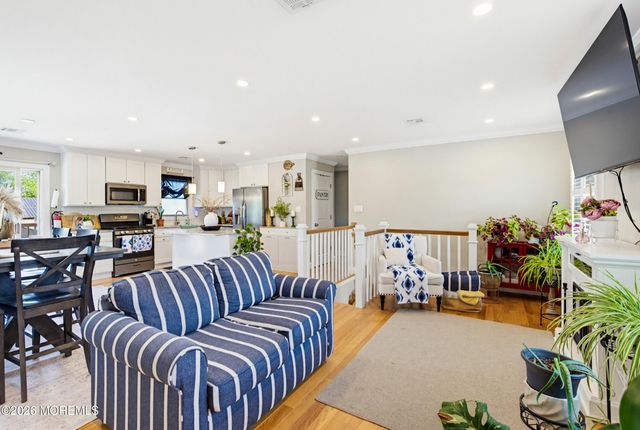 409 Predmore Avenue, Lanoka Harbor, NJ 08734