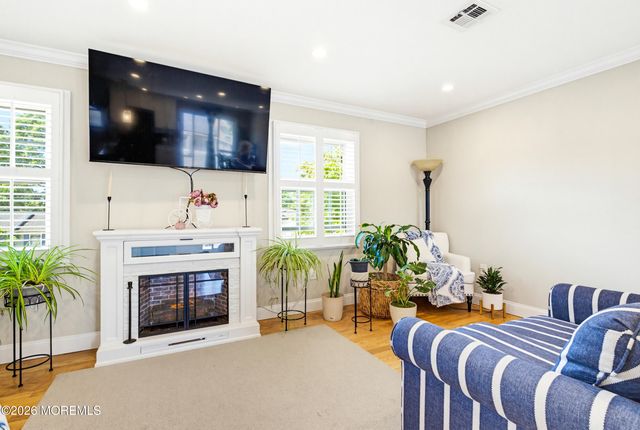 409 Predmore Avenue, Lanoka Harbor, NJ 08734