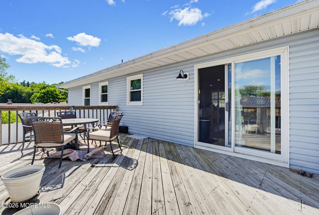 409 Predmore Avenue, Lanoka Harbor, NJ 08734