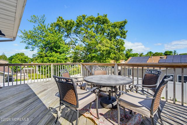 409 Predmore Avenue, Lanoka Harbor, NJ 08734