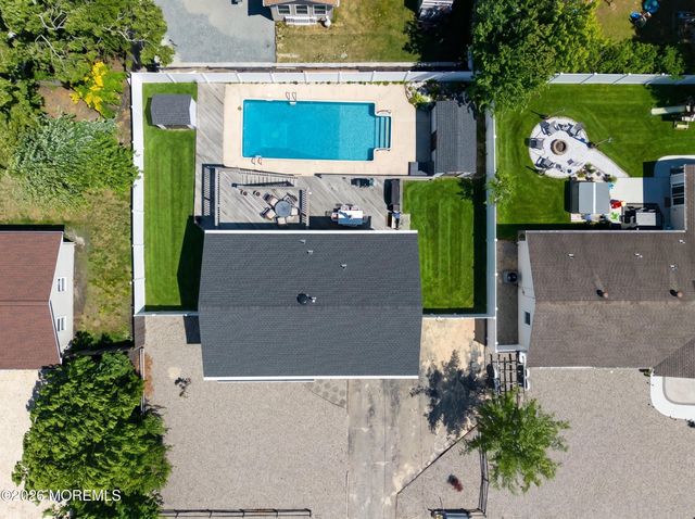 409 Predmore Avenue, Lanoka Harbor, NJ 08734