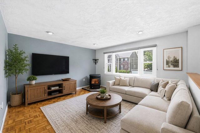 51 Broad Street, Billerica, MA 01821