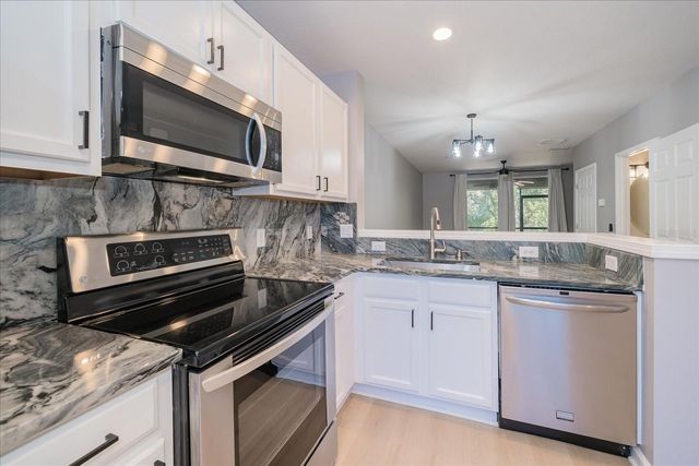 10475 WESTPARK PRESERVE BOULEVARD, Tampa, FL 33625