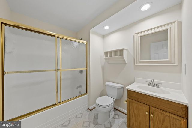 6414 BROMFIELD TRCE, Centreville, VA 20120