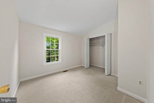 6414 BROMFIELD TRCE, Centreville, VA 20120