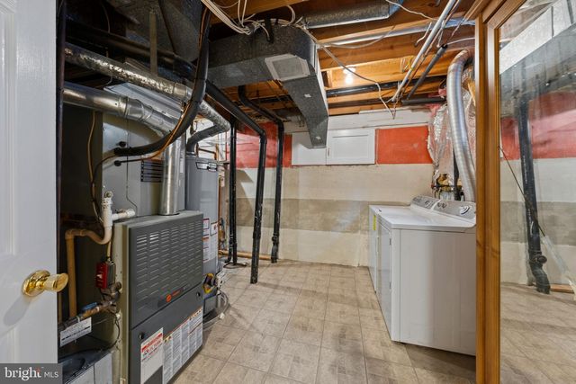 6414 BROMFIELD TRCE, Centreville, VA 20120