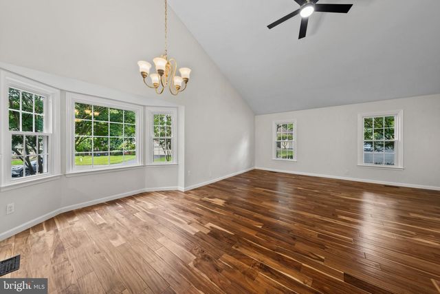 6414 BROMFIELD TRCE, Centreville, VA 20120