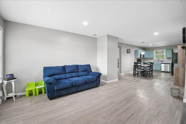103 Lamar Alley, Sulphur Springs, TX 75482