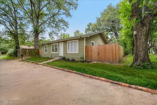 103 Lamar Alley, Sulphur Springs, TX 75482