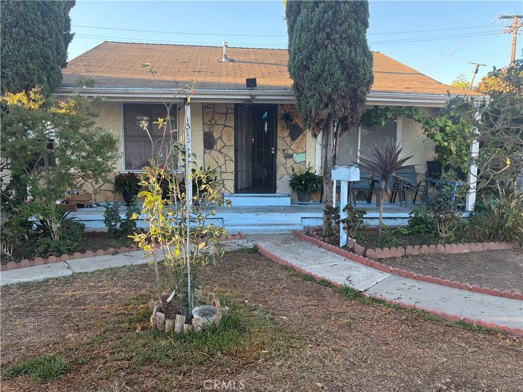 1310 W Tichenor, Compton, CA 90220 — exterior