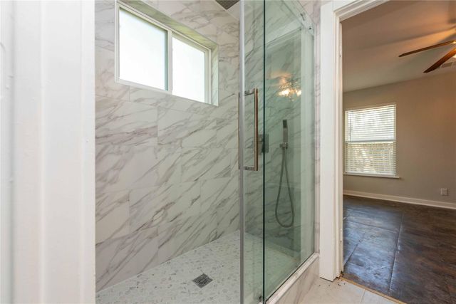 1013 E 10th ST, Austin, TX 78702