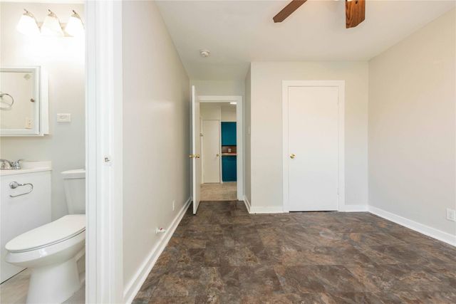 1013 E 10th ST, Austin, TX 78702