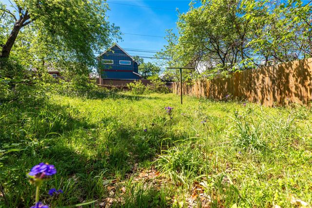 1013 E 10th ST, Austin, TX 78702