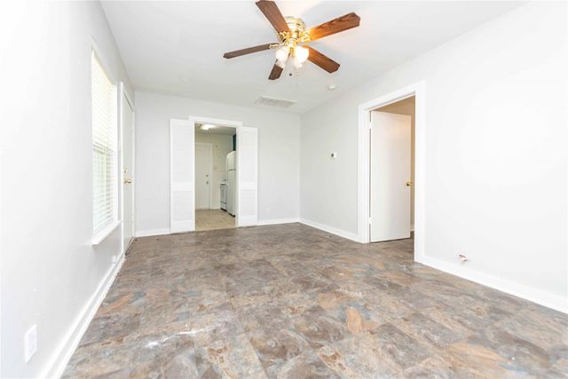 1013 E 10th ST, Austin, TX 78702